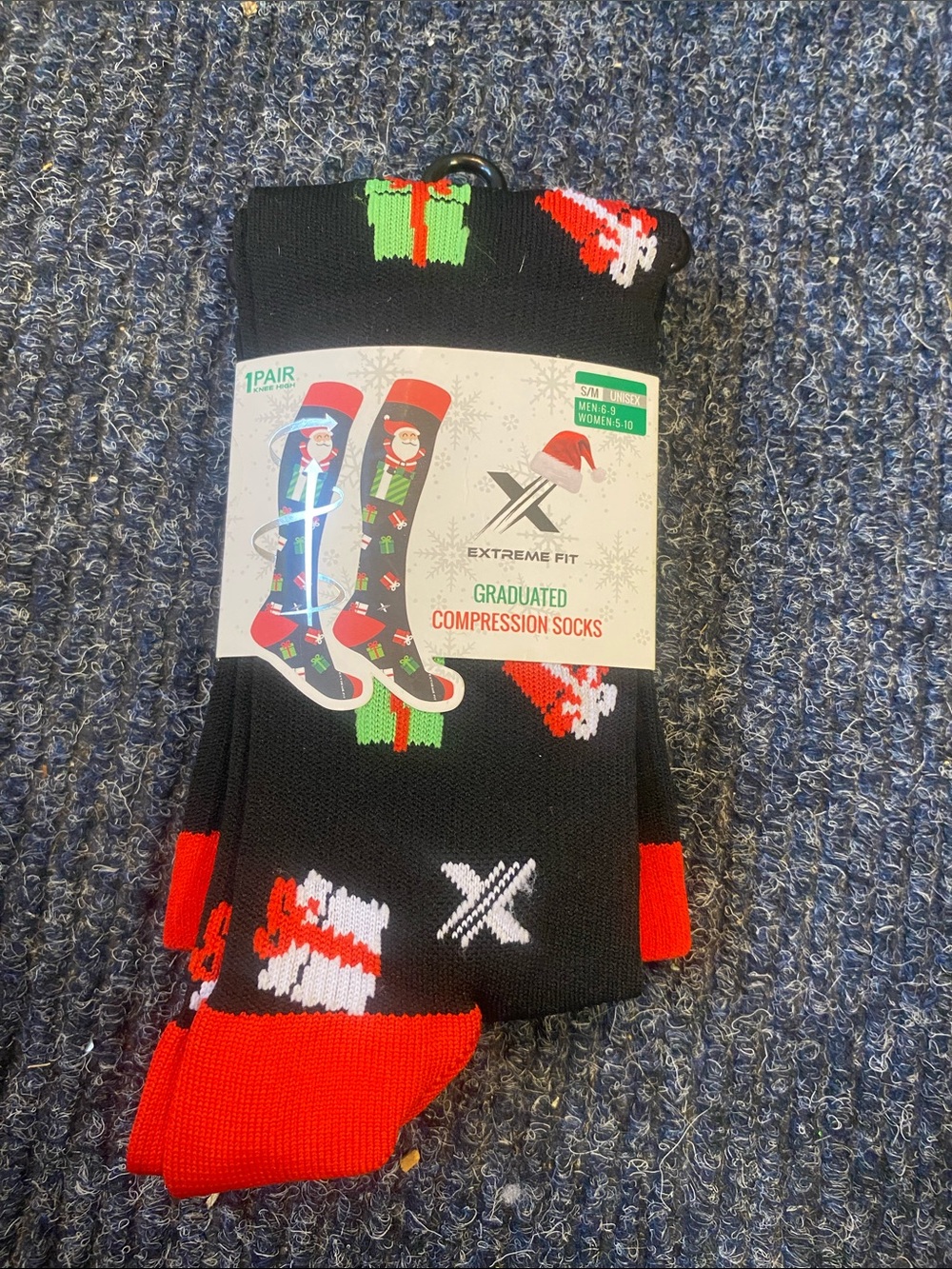 Men's Black & Red Holiday Compression Socks